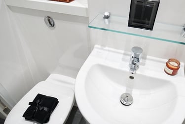 1 bed studio, West Street, Devonshire Green, Sheffield, S14FD - Image 6